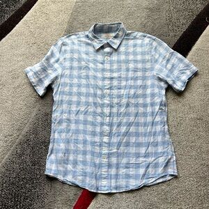 Faherty Men’s Blue Gingham Short Sleeve Button Up Shirt